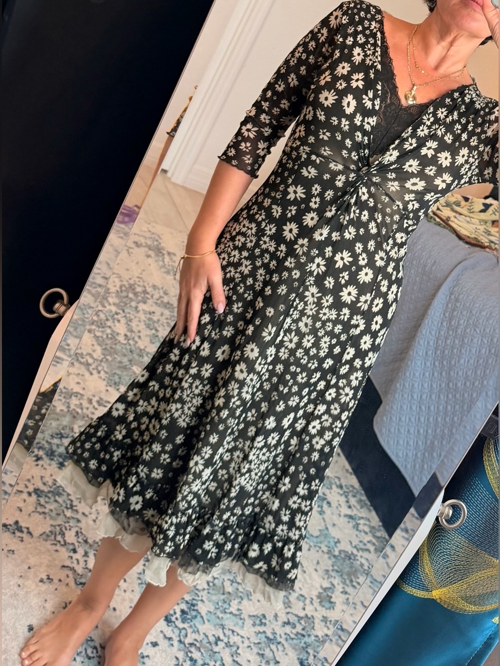 Daisy Dot Dress black